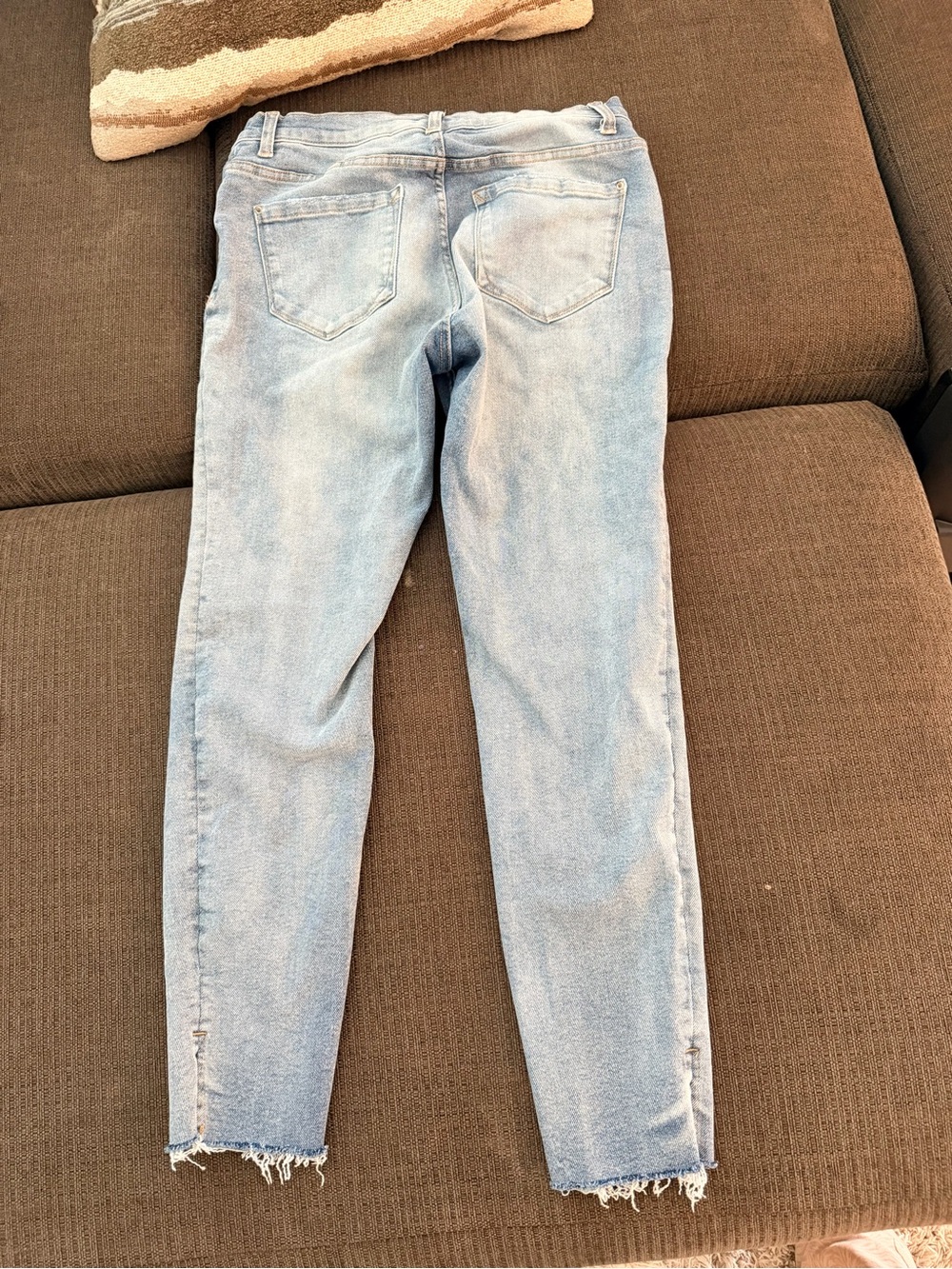 Kensie Light Wash Blue Women's Jeans - Picture 3 of 4